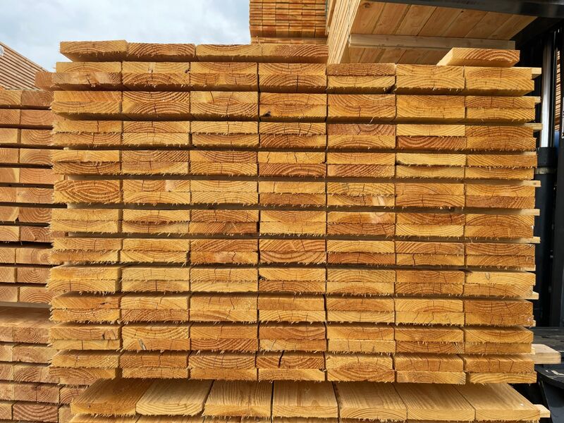 Ca. 84x Douglas Planken Fijnbezaagd, 25x150mm, lengte 300cm – foto 3 – kavel bij Onlineveilingmeester