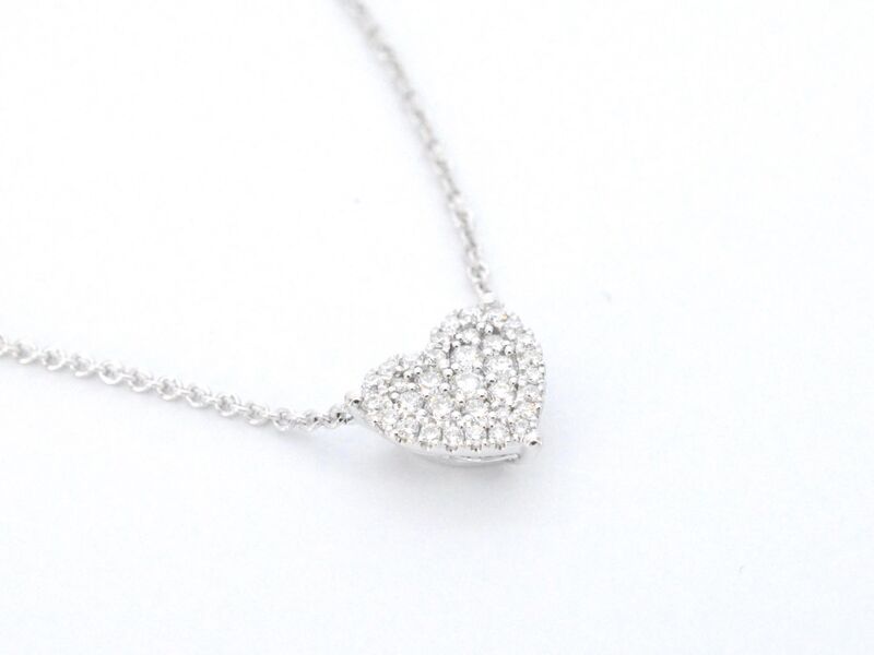 Witgouden hartvormige hanger en collier vol met diamanten – foto 6 – kavel bij Onlineveilingmeester