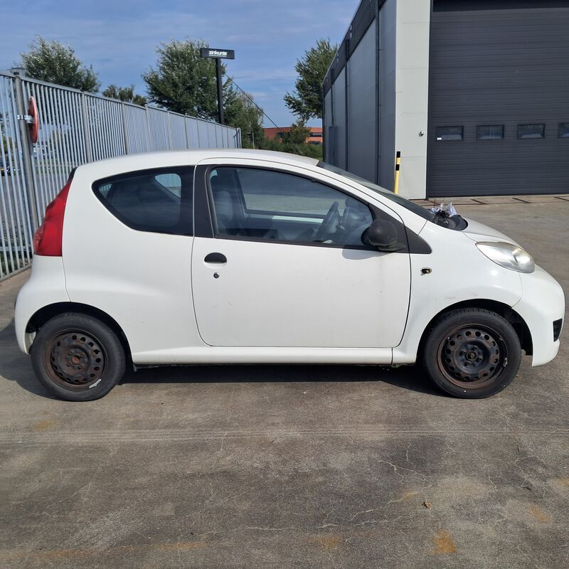 Personenauto, PEUGEOT, 107, 1.0-12V XR, 2011 – foto 6 – kavel bij Onlineveilingmeester, Heerenveen