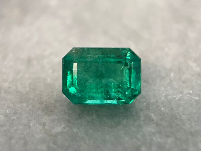 Smaragd - 6.33 carat echte natuurlijke smaragd – kavel bij Onlineveilingmeester