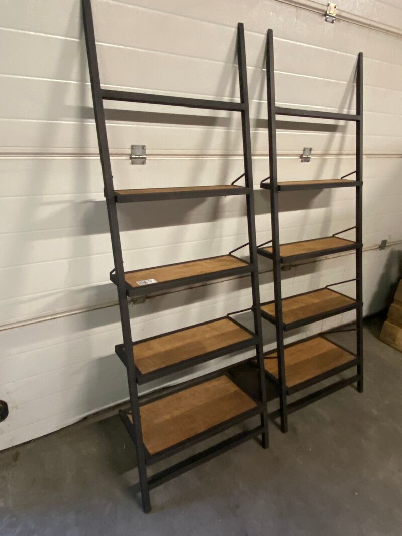 2x Boekenrek oud teak, Sanders Meubelland – foto 2 – kavel bij Onlineveilingmeester, Gramsbergen