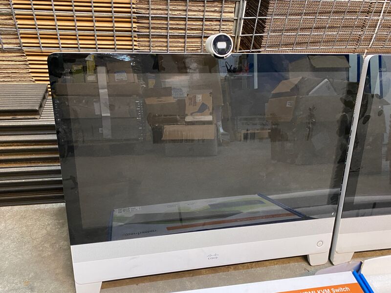 2x Switch en Beeldscherm, Cisco Webex DX80, HDMI KVM – foto 4 – kavel bij Onlineveilingmeester, Gramsbergen