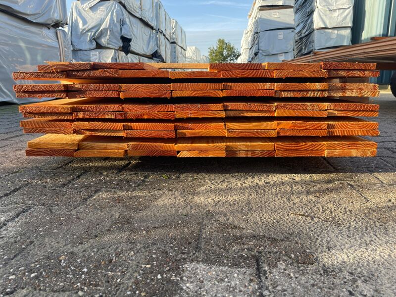 Ca. 68x Douglas Planken Fijnbezaagd, 18x150mm, lengte 500cm – foto 2 – kavel bij Onlineveilingmeester