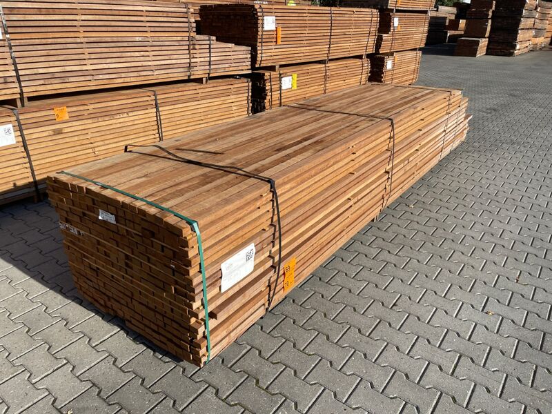 Ca. 222x Guyana Teak Latten Fijnbezaagd, 31x50mm, lengte 106/430cm, 116/460cm – foto 3 – kavel bij Onlineveilingmeester