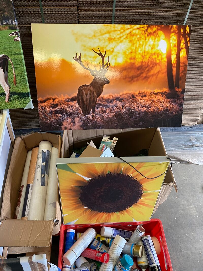Partij decoratie schilderijen – foto 4 – kavel bij Onlineveilingmeester, Gramsbergen