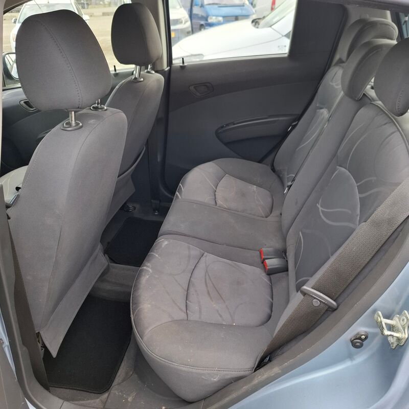 Personenauto, Chevrolet, Spark, 1.2 16V LT, 2011 – foto 9 – kavel bij Domeinen Roerende Zaken, Soesterberg