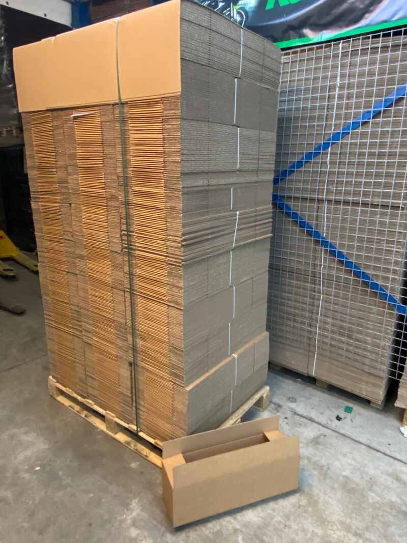 Ca. 300x Verzenddozen, bruin, 60x18x18cm – kavel bij Onlineveilingmeester, Gramsbergen