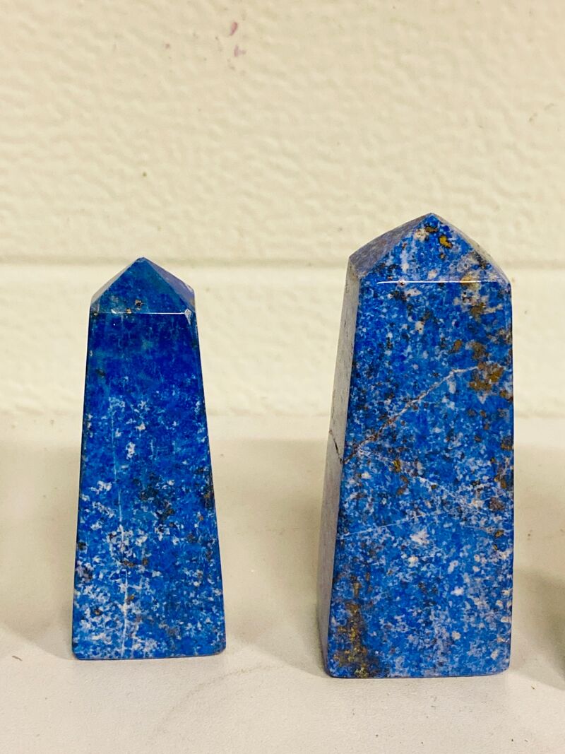 4x Lapis Lazuli obelisk (4-zijdig) – foto 3 – kavel bij Onlineveilingmeester, Gramsbergen