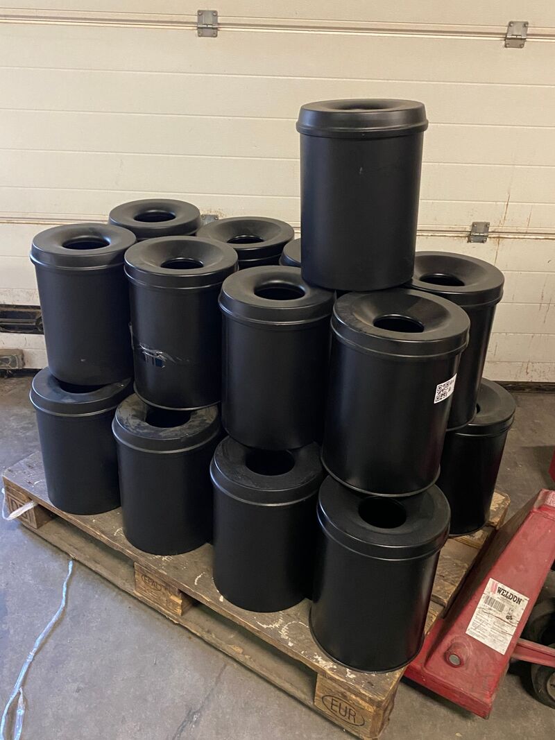 Ca. 21x Vlam dovende afvalbakken, rond, 15 liter – foto 2 – kavel bij Onlineveilingmeester, Gramsbergen