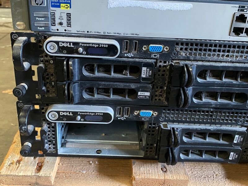 Diverse Netwerkswitches en rackservers – foto 3 – kavel bij Onlineveilingmeester, Gramsbergen
