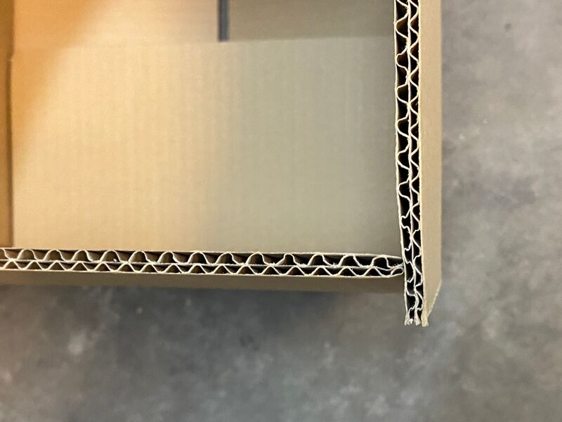 Ca. 360x Verzenddozen, dubbelgolf, bruin, 35x27x14cm – foto 3 – kavel bij Onlineveilingmeester, Gramsbergen