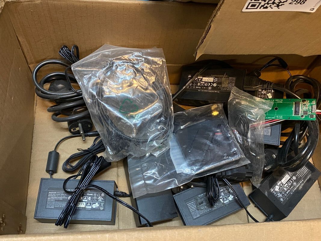 Verzameling computeronderdelen – foto 7 – kavel bij Onlineveilingmeester, Gramsbergen