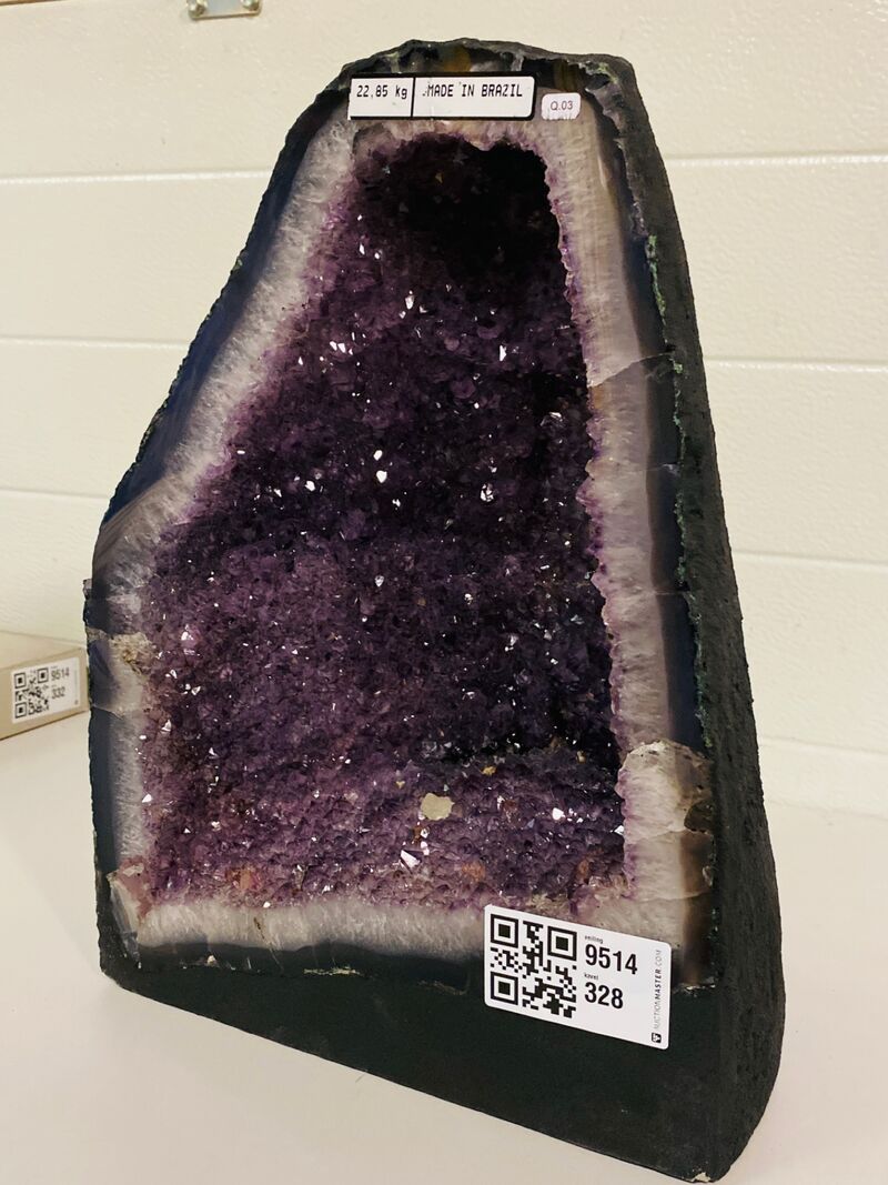 Amethist geode – foto 2 – kavel bij Onlineveilingmeester, Gramsbergen