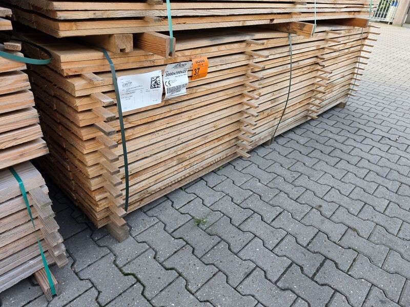 Ca. 135x Douglas Planken Fijnbezaagd, 22x200mm, lengte 300cm – foto 4 – kavel bij Onlineveilingmeester