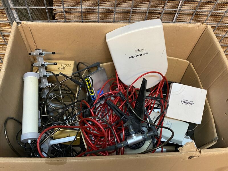 Partij netwerkapparatuur – foto 6 – kavel bij Onlineveilingmeester, Gramsbergen