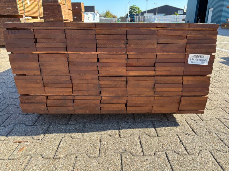 Ca. 147x Guyana Teak Planken Geschaafd, 21x145mm, lengte 220cm – foto 3 – kavel bij Onlineveilingmeester