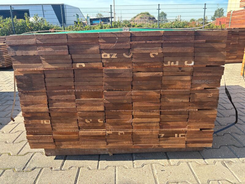 Ca. 189x Guyana Teak Planken Geschaafd, 21x145mm, lengte 140cm – foto 3 – kavel bij Onlineveilingmeester