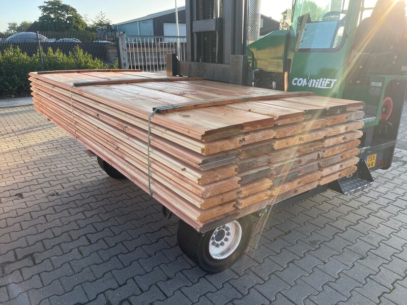 Ca. 96x Douglas Wisselsponning/Halfhoutsrabat, 18x190mm, lengte 300cm – foto 3 – kavel bij Onlineveilingmeester