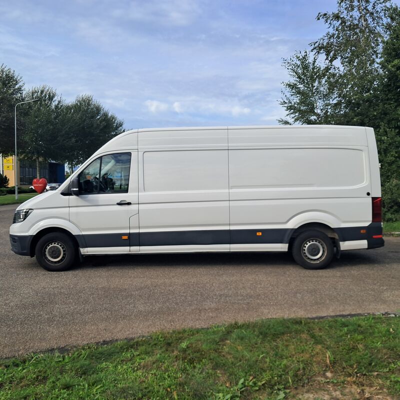 Bedrijfsauto, Volkswagen, CRAFTER 35 2.0 TDI L4H4, 2017 – foto 2 – kavel bij Onlineveilingmeester, Heerenveen