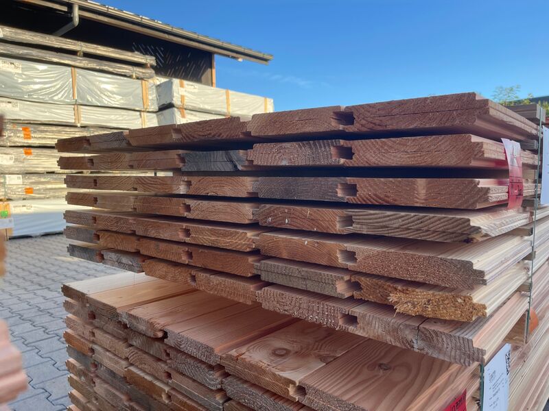 Ca. 74x Douglas Wisselsponning/Halfhoutsrabat, 18x190mm, lengte 300cm – foto 2 – kavel bij Onlineveilingmeester