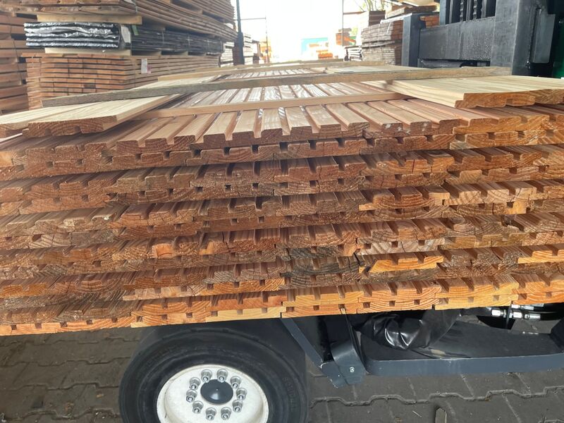 Ca. 80x Douglas Design – Triple – Deens profiel, 22x142mm, lengte 500cm – foto 3 – kavel bij Onlineveilingmeester