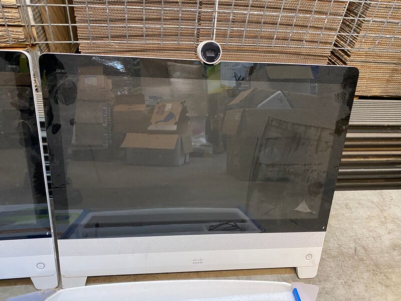 2x Switch en Beeldscherm, Cisco Webex DX80, HDMI KVM – foto 5 – kavel bij Onlineveilingmeester, Gramsbergen