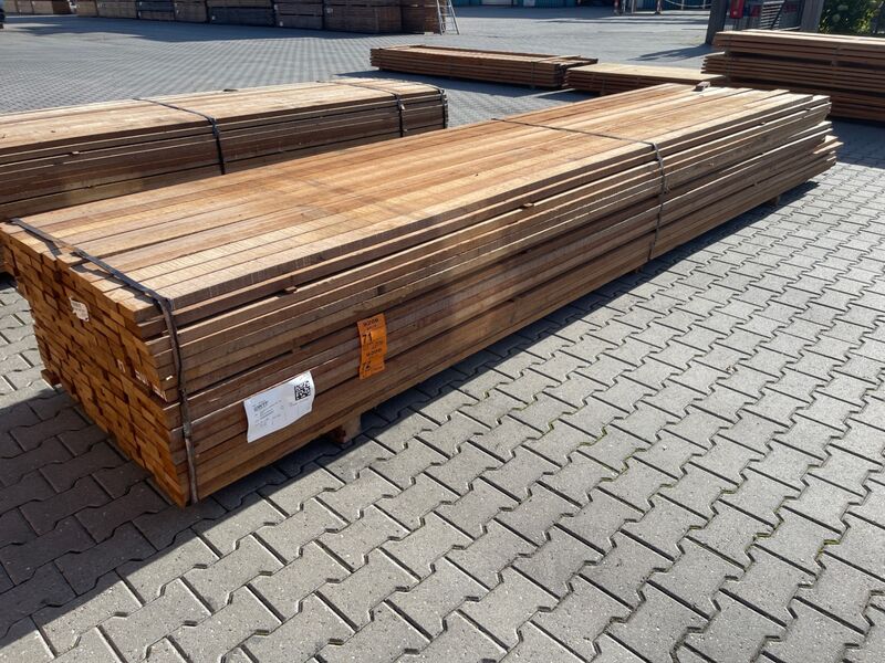 Ca. 130x Guyana Teak Planken Fijnbezaagd, 31x80mm, lengte 26/460cm, 104/490cm – foto 3 – kavel bij Onlineveilingmeester