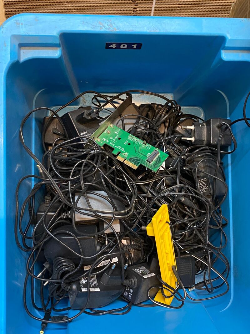 Verzameling computeronderdelen – foto 6 – kavel bij Onlineveilingmeester, Gramsbergen