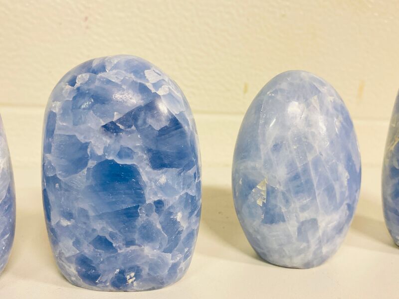 4x Calciet blauw vrije vorm – foto 3 – kavel bij Onlineveilingmeester, Gramsbergen