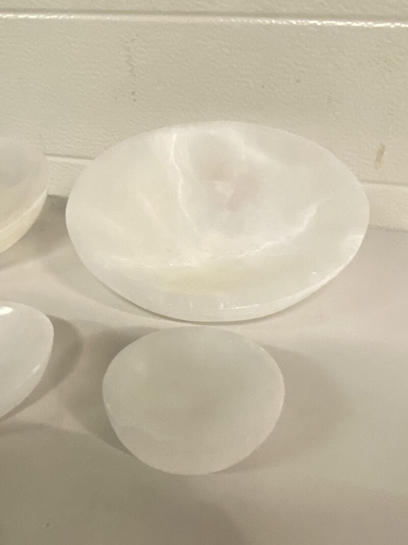 5x Seleniet schalen rond – foto 2 – kavel bij Onlineveilingmeester, Gramsbergen