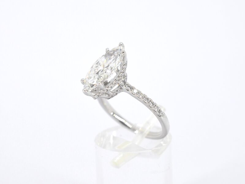 Witgouden solitaire ring met een marquise diamant van 2.00 carat met hidden Halo – foto 9 – kavel bij Onlineveilingmeester