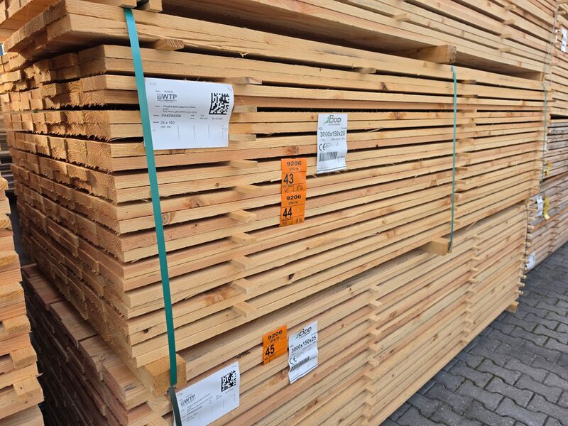 Ca. 84x Douglas Planken Fijnbezaagd, 25x150mm, lengte 300cm – foto 4 – kavel bij Onlineveilingmeester