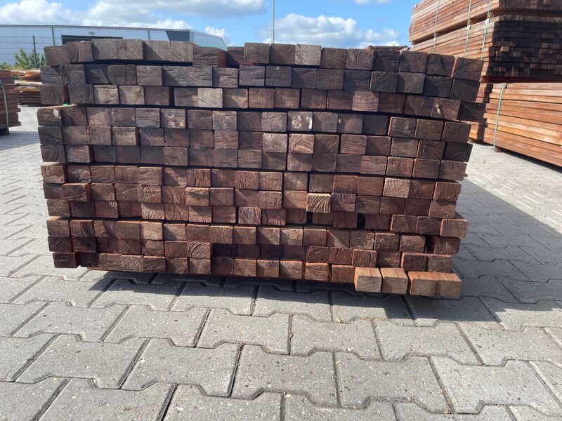 Ca. 102x Hardhouten Regels Geschaafd, 42x57mm, lengte 335cm – foto 2 – kavel bij Onlineveilingmeester