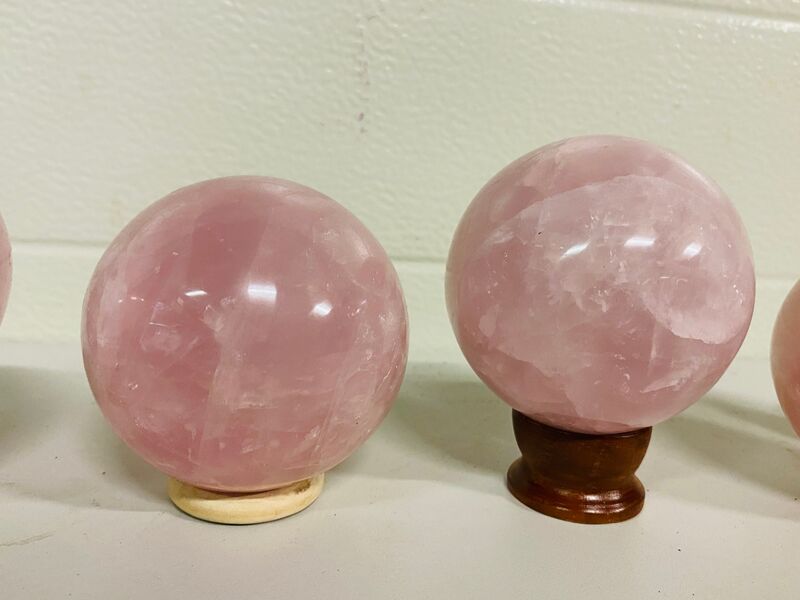4x Rozenkwarts bollen – foto 3 – kavel bij Onlineveilingmeester, Gramsbergen