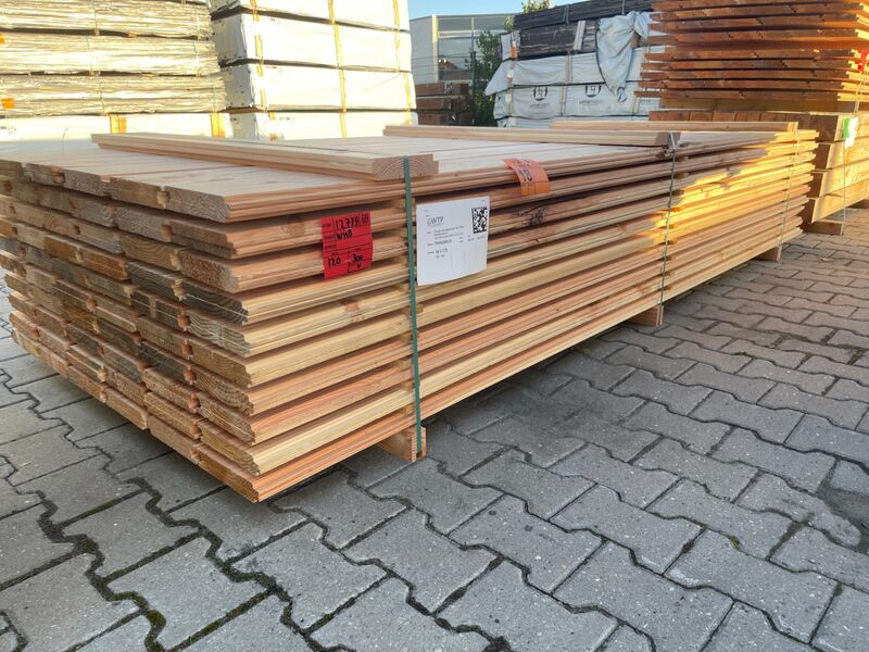 Ca. 120x Douglas Wisselsponning/Halfhoutsrabat, 18x190mm, lengte 300cm – foto 3 – kavel bij Onlineveilingmeester