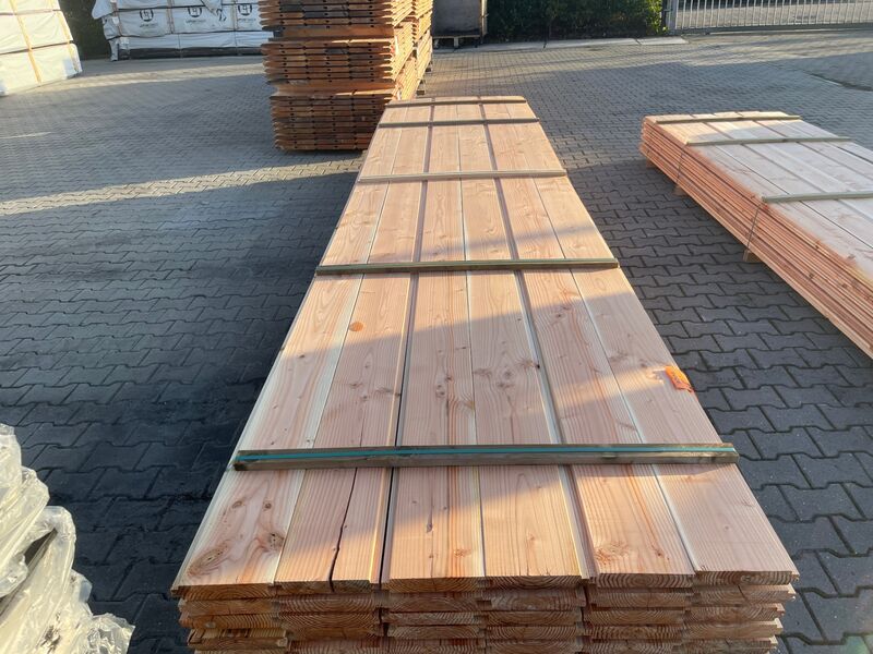 Ca. 120x Douglas Wisselsponning/Halfhoutsrabat, 18x190mm, lengte 500cm – kavel bij Onlineveilingmeester