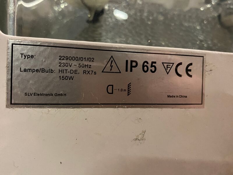 4x Gasontladingsstraler, floodlights, IP65 – foto 5 – kavel bij Onlineveilingmeester, Gramsbergen