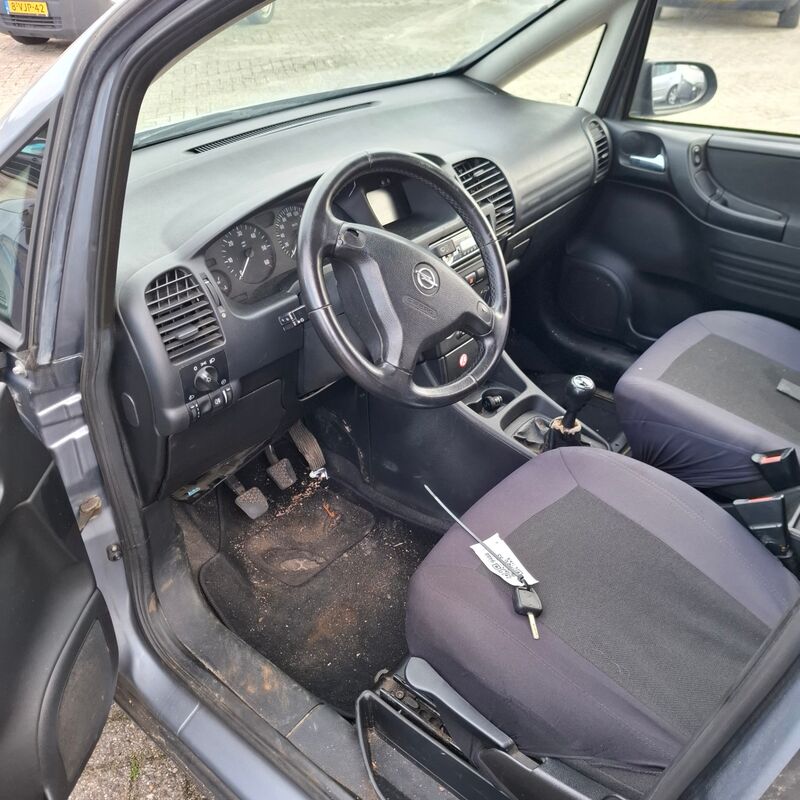 Personenauto, Opel, Zafira, 2.0-16V DTi Maxx, 2005 – foto 7 – kavel bij Domeinen Roerende Zaken, Soesterberg