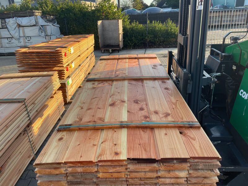 Ca. 96x Douglas Wisselsponning/Halfhoutsrabat, 18x190mm, lengte 300cm – kavel bij Onlineveilingmeester