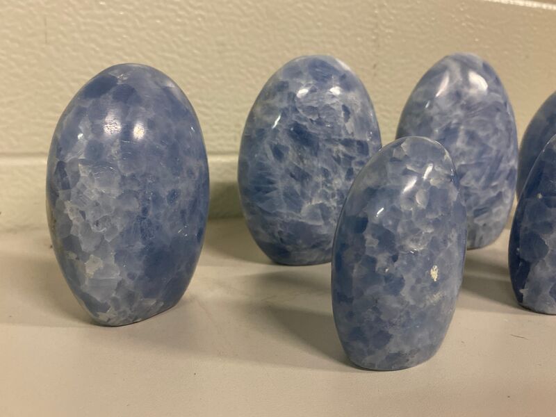7x Calciet blauw vrije vorm – foto 2 – kavel bij Onlineveilingmeester, Gramsbergen