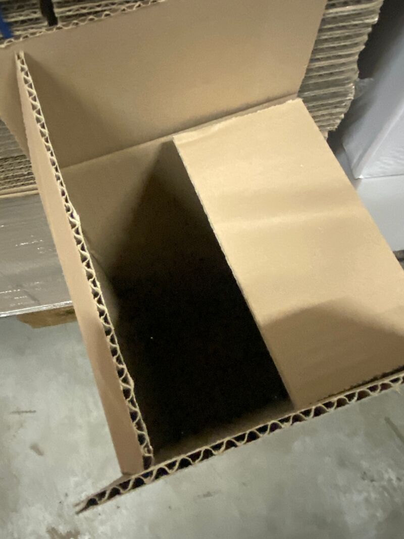 Ca. 375x Verzenddozen 20x20x60cm zware enkelgolf, bruin – foto 3 – kavel bij Onlineveilingmeester, Gramsbergen