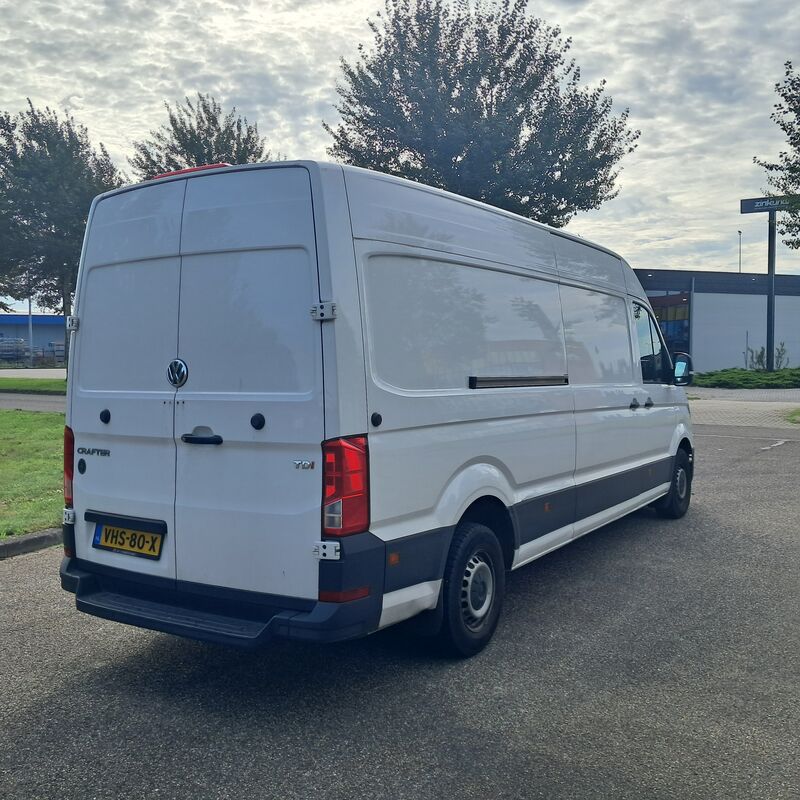 Bedrijfsauto, Volkswagen, CRAFTER 35 2.0 TDI L4H4, 2017 – foto 5 – kavel bij Onlineveilingmeester, Heerenveen