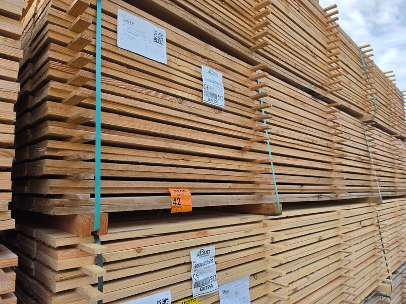 Ca. 135x Douglas Planken Fijnbezaagd, 22x200mm, lengte 500cm – foto 4 – kavel bij Onlineveilingmeester