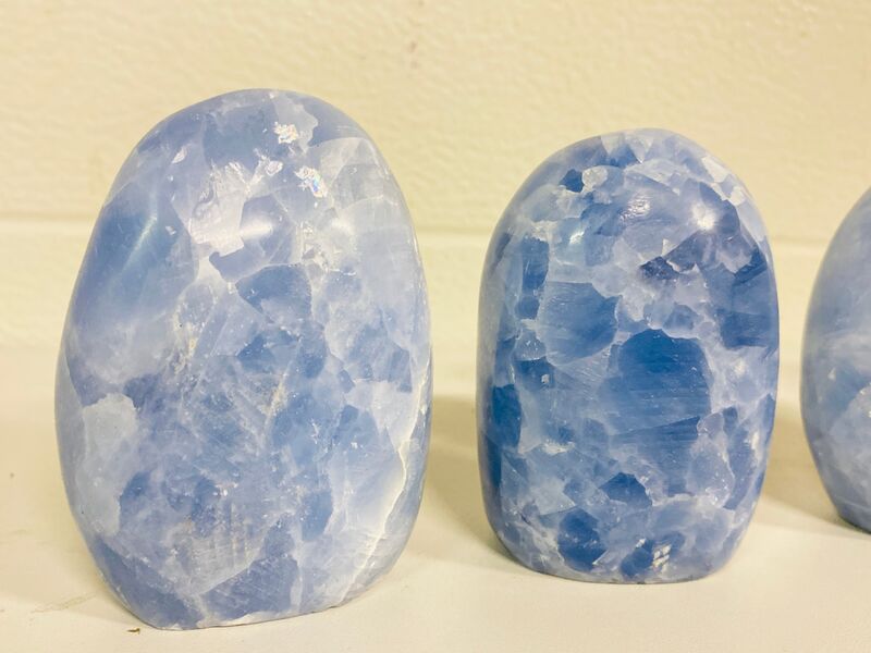 4x Calciet blauw vrije vorm – foto 4 – kavel bij Onlineveilingmeester, Gramsbergen