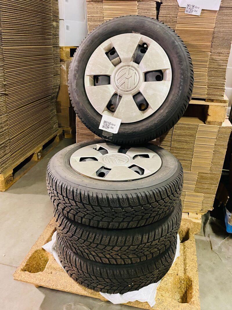 Set winterbanden, Dunlop, 165/7OR14, Volkswagen Up – kavel bij Onlineveilingmeester, Gramsbergen