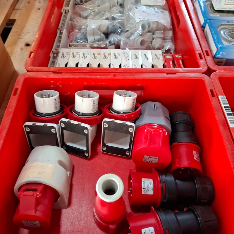 Assortiment installatiemateriaal – foto 5 – kavel bij Onlineveilingmeester, Winsum