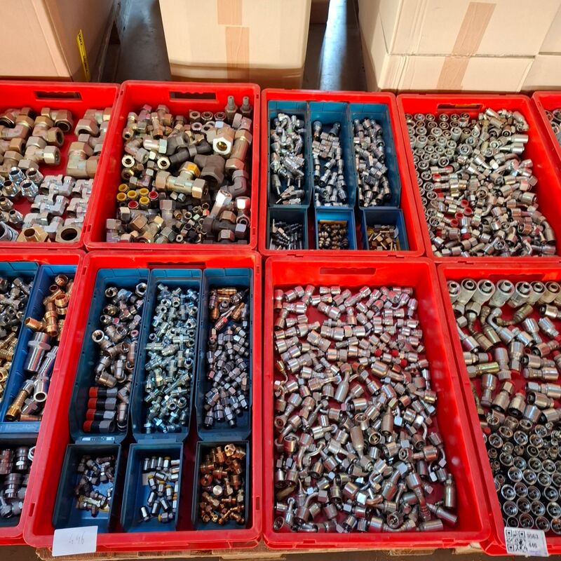 Partij divers koppelingen lucht, water, hydrauliek – foto 3 – kavel bij Onlineveilingmeester, Winsum