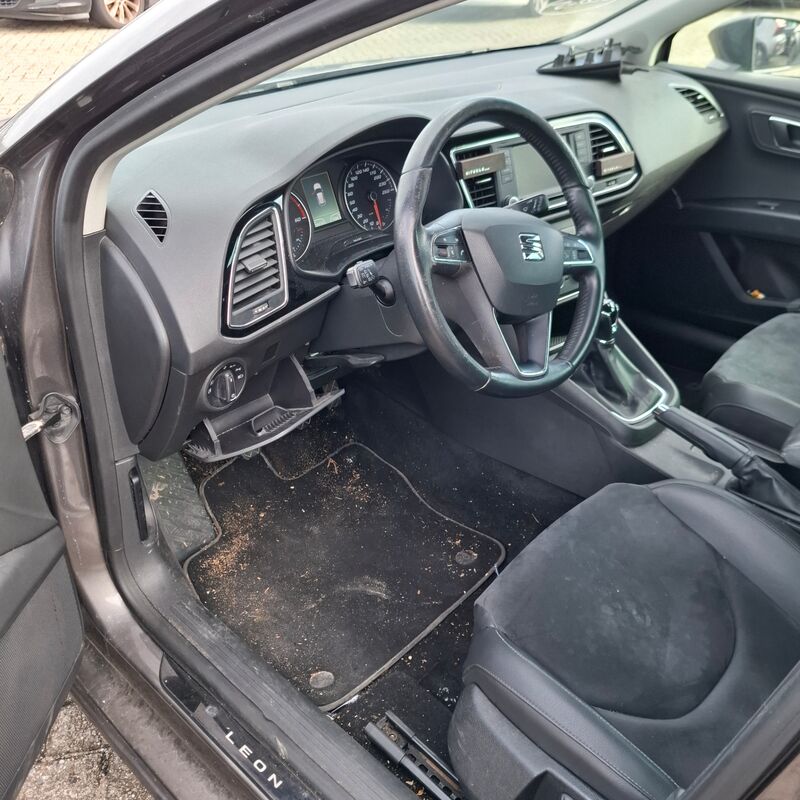 Personenauto, Seat, Leon, 1.6 TDI Limited Edition III, 2014 – foto 10 – kavel bij Domeinen Roerende Zaken, Soesterberg