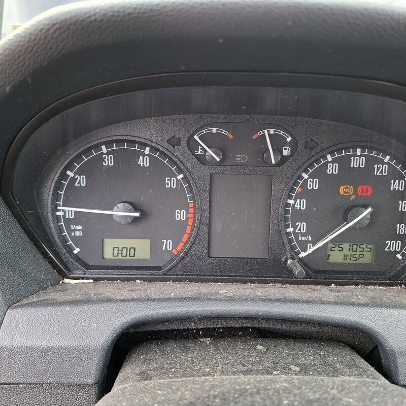 Personenauto, Skoda, Fabia Combi, 1.4-16V Comfort, 2004 – foto 6 – kavel bij Domeinen Roerende Zaken, Soesterberg