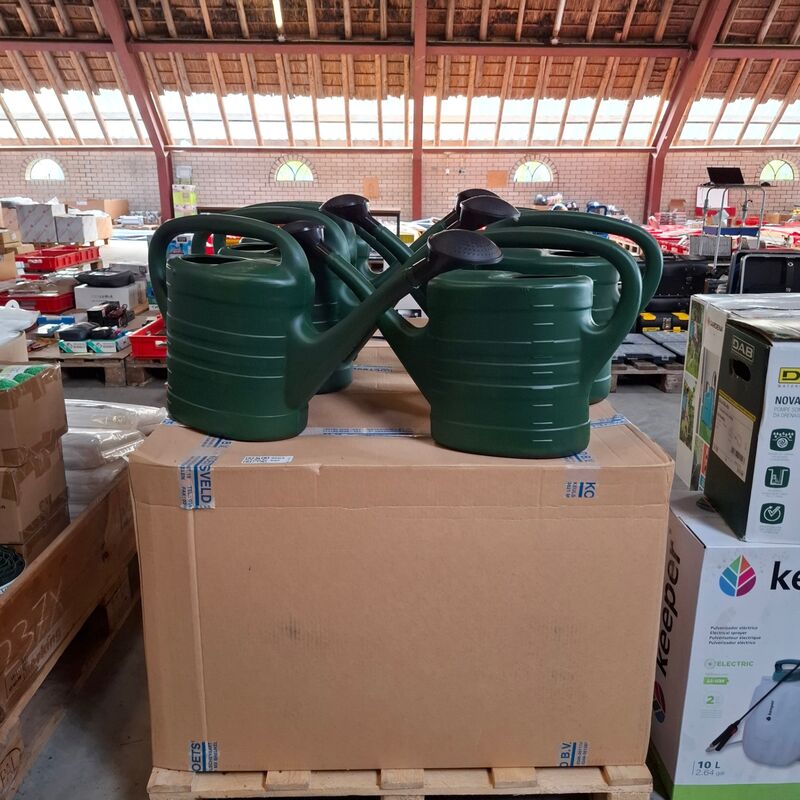 Ca. 26x Plantengieter 10 liter – kavel bij Onlineveilingmeester, Winsum